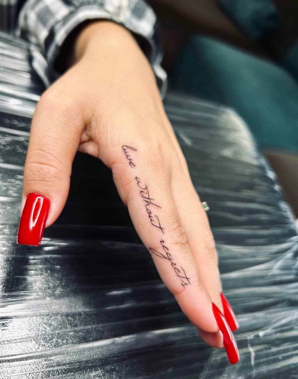 Надписи — Vinnikova Tattoo